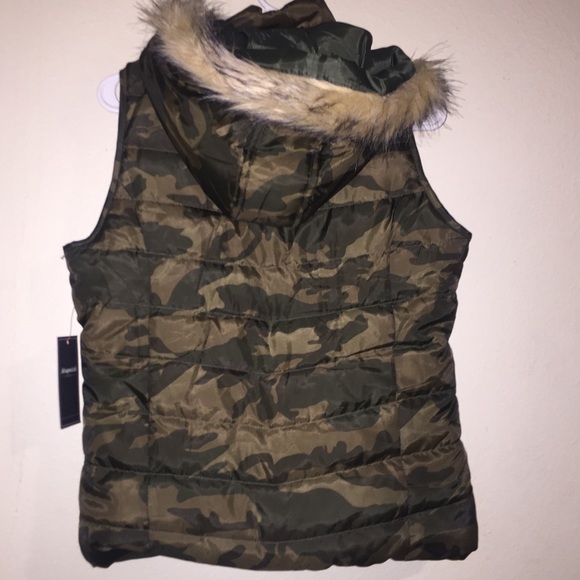 Camouflage AEROPOSTALE vest - Picture 2 of 6